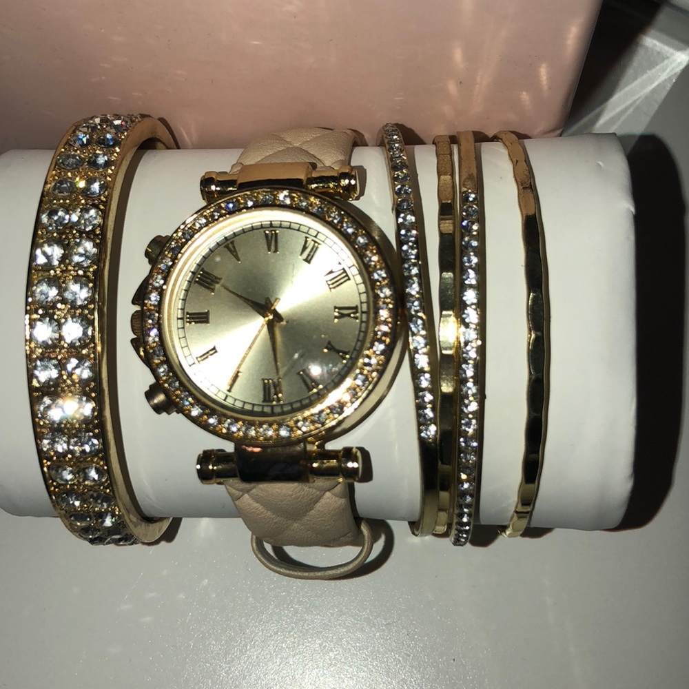 Watch with Bracelets